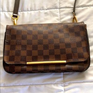 💯 Authentic Louis Vuitton crossbody